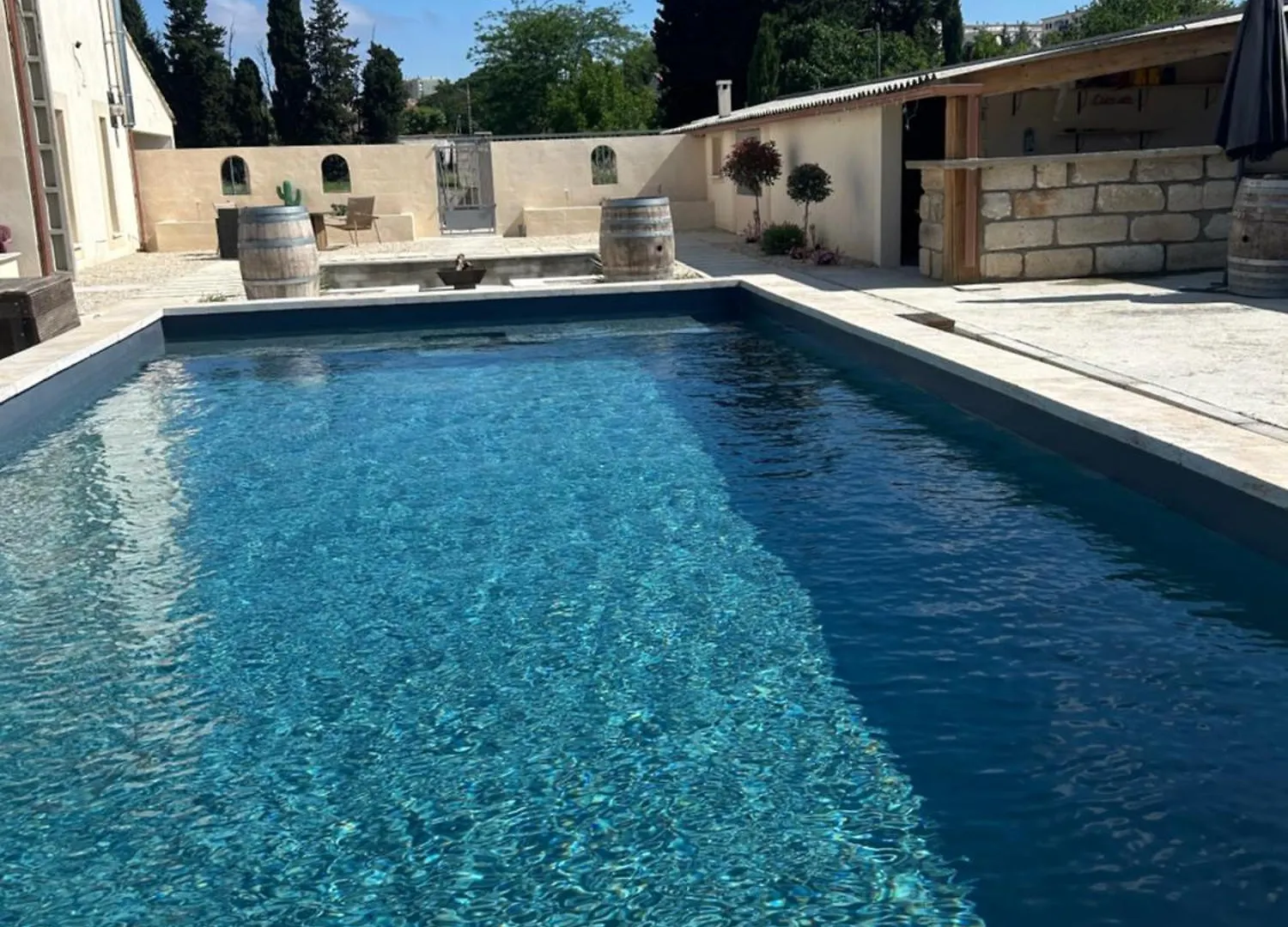 Appartement La Casa V Chambre Et Salon Prive En Provence à Châteaurenard 0*,